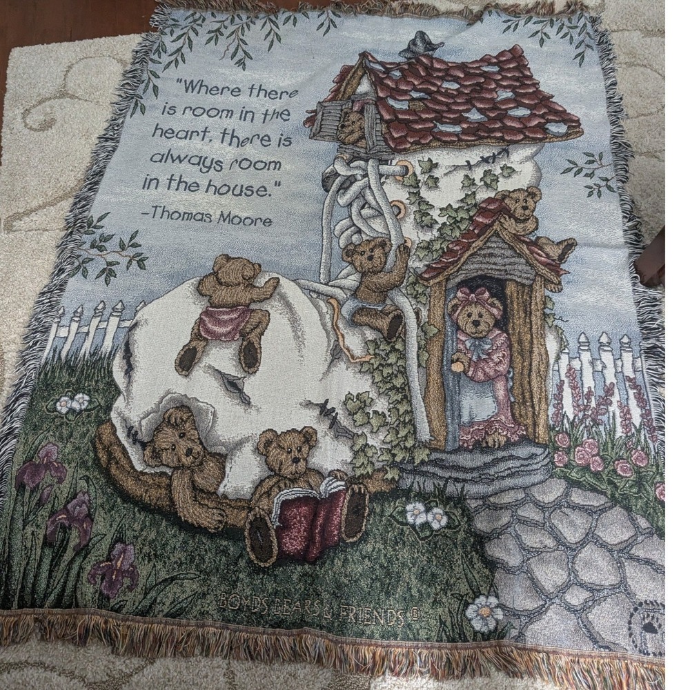 Boyds Bears & Friends Woven Tapestry Throw Blanket Thomas Moore Shoe House 34x46